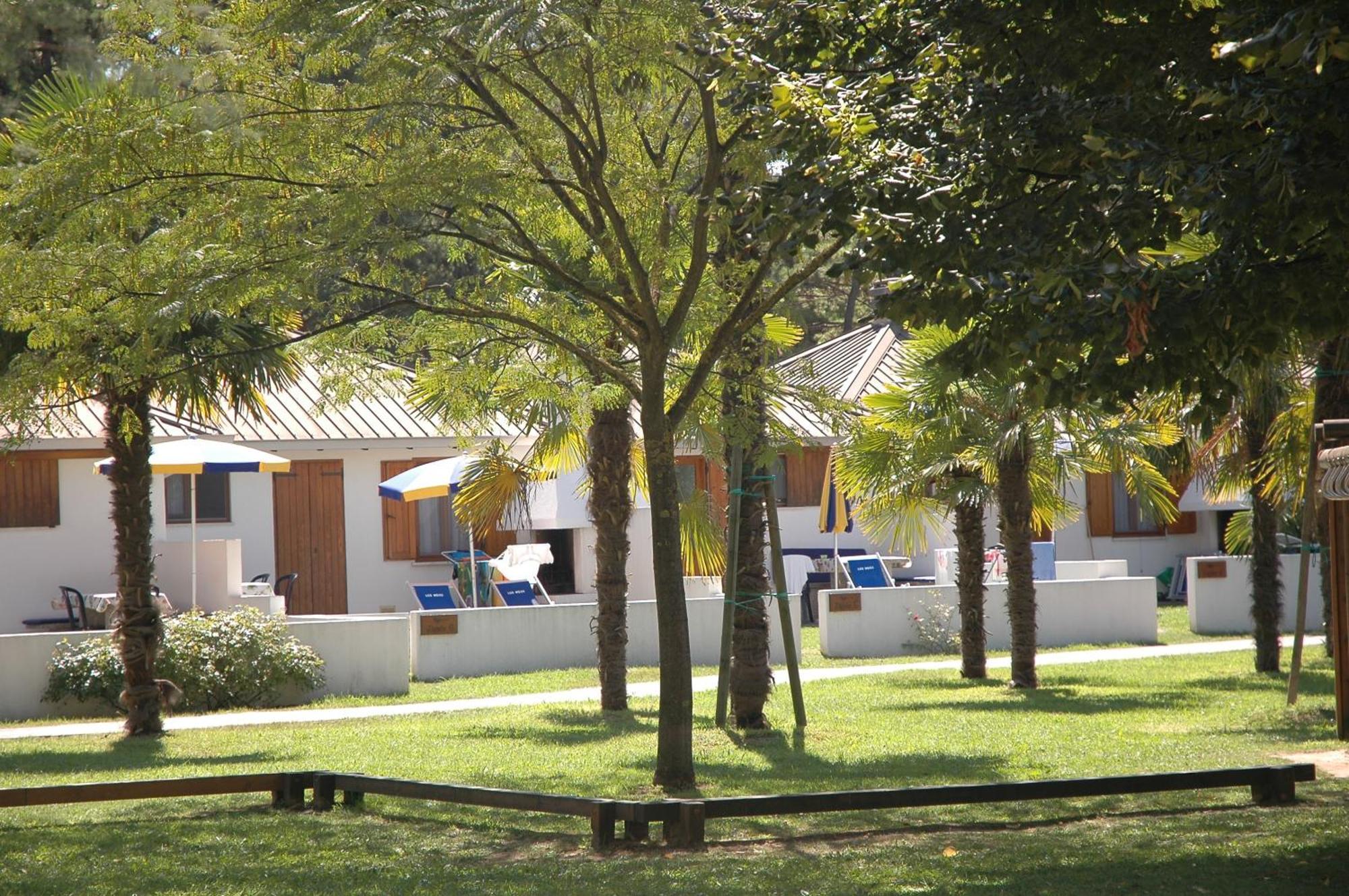 Villaggio Los Nidos Lignano Sabbiadoro Extérieur photo